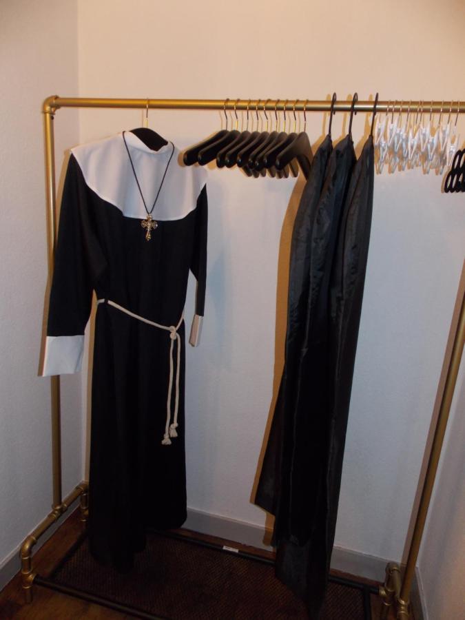 Chambre De La Nonne En Vacances 多尔德布列塔尼 外观 照片