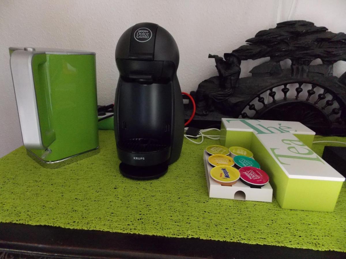 Chambre De La Nonne En Vacances 多尔德布列塔尼 外观 照片