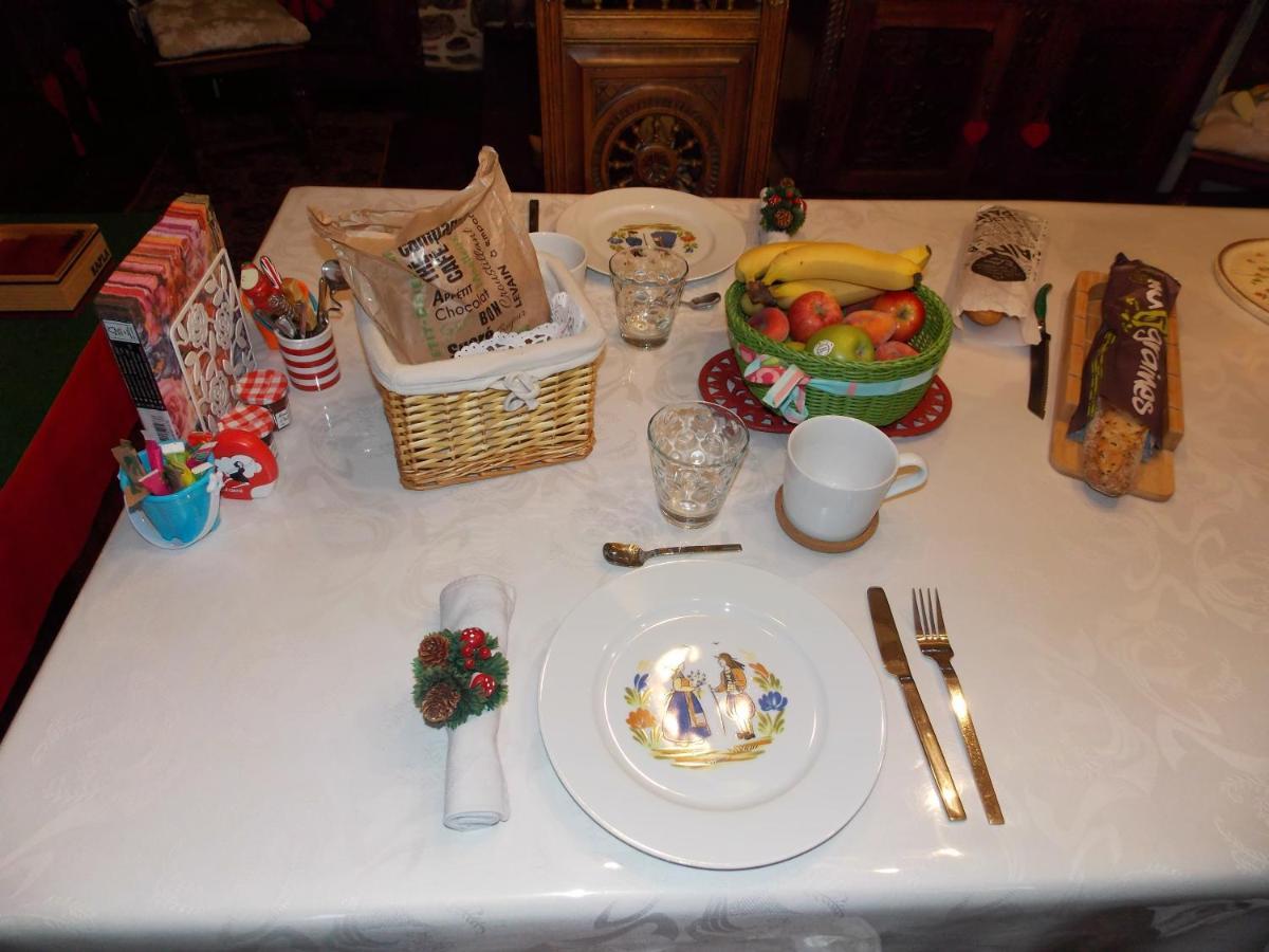 Chambre De La Nonne En Vacances 多尔德布列塔尼 外观 照片